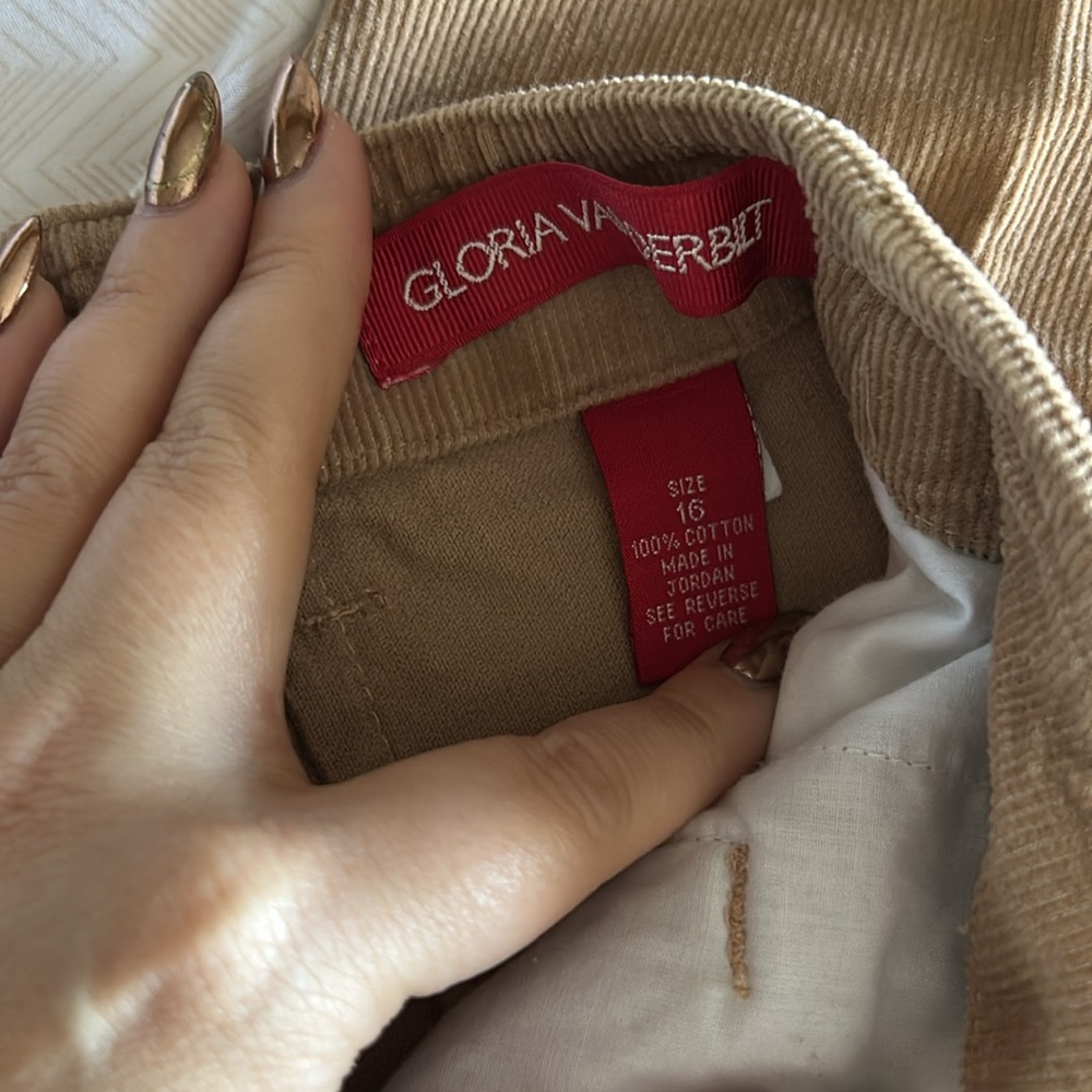 Gloria Vanderbilt Tan Corduroy Pants - 16 - Picture 3 of 4